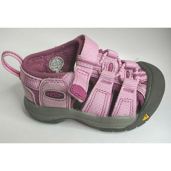 baby sandals with light